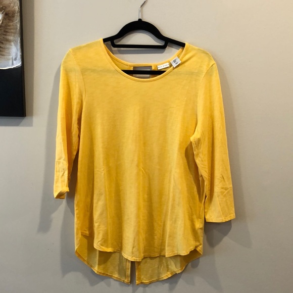3/4 sleeve yellow top. - Picture 1 of 5